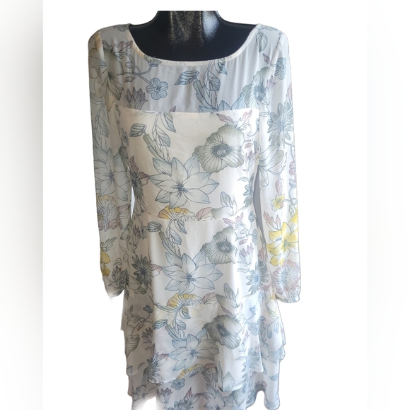 Cupcakes And Cashmere Floral Sheer Long Sleeve Dress 8 - Picture 2 of 8